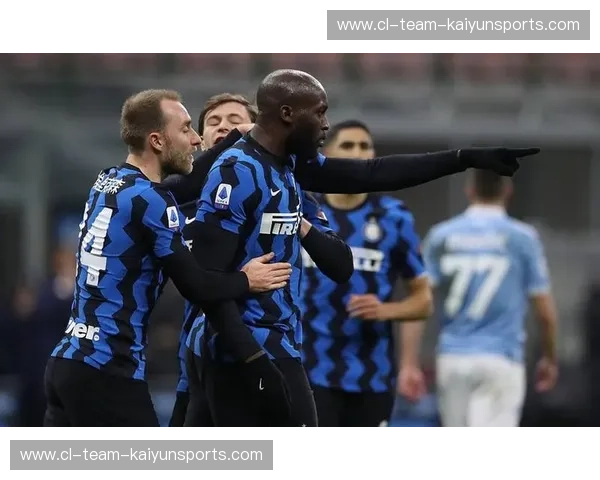 蓝黑交响与红黄史诗:意甲巅峰对决中的权力、忠诚与荣耀