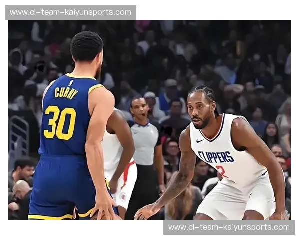 勇士vs快船：当金州王朝遇上洛城新贵，一场篮球盛宴的巅峰对决